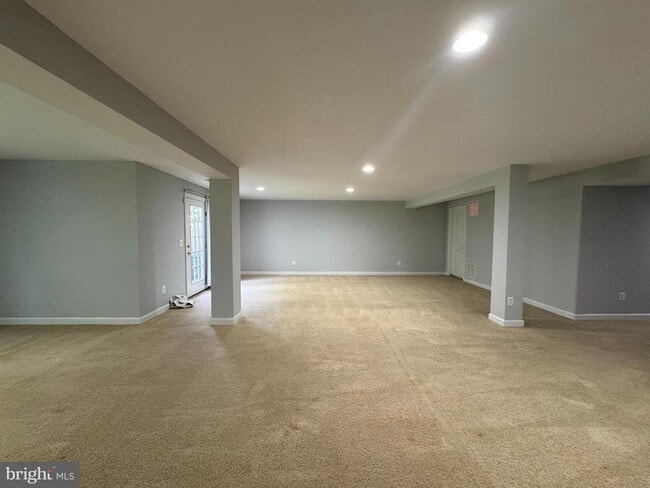 Building Photo - 15028 Gaffney Cir