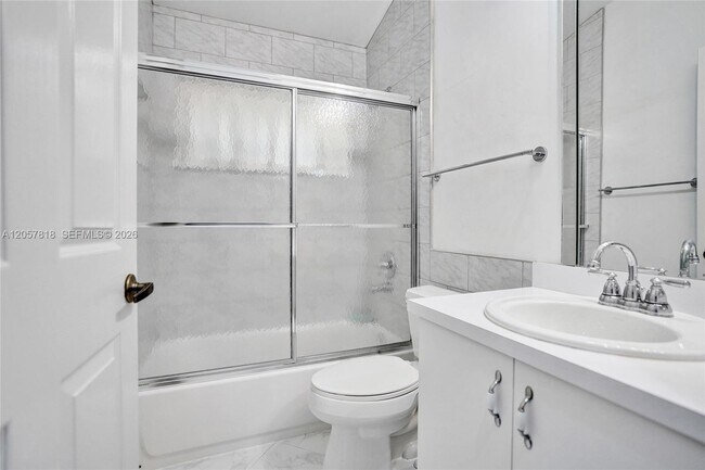 Building Photo - 14049 Skye Terrace