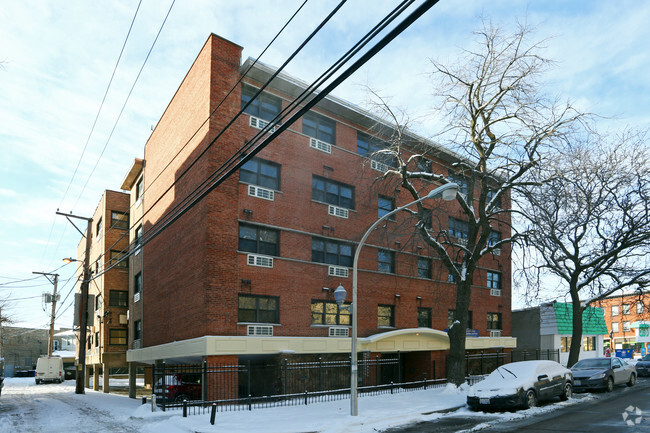 Building Photo - Greenview Apartments