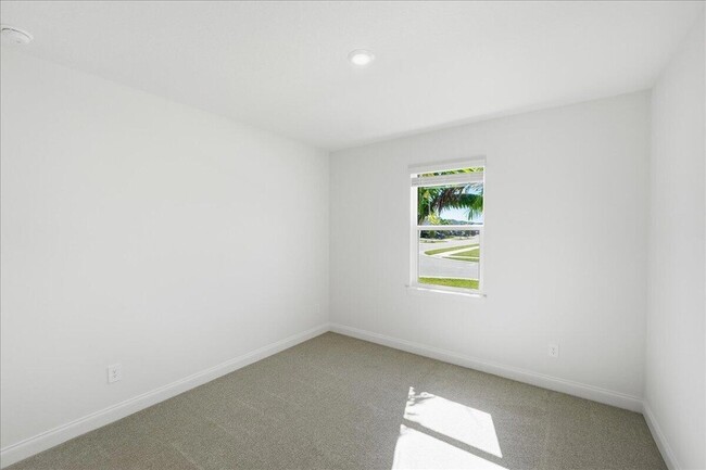 Building Photo - 11247 Barnstead Wy