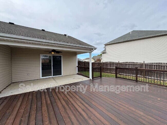 Building Photo - 1808 Noble Kinsmen Pl