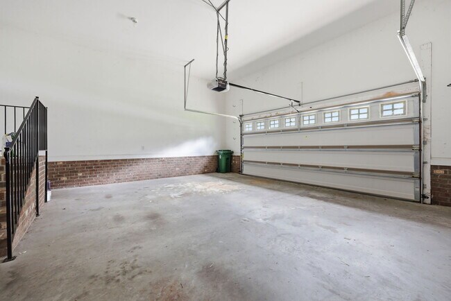 Building Photo - 265 Heather Brook Cir