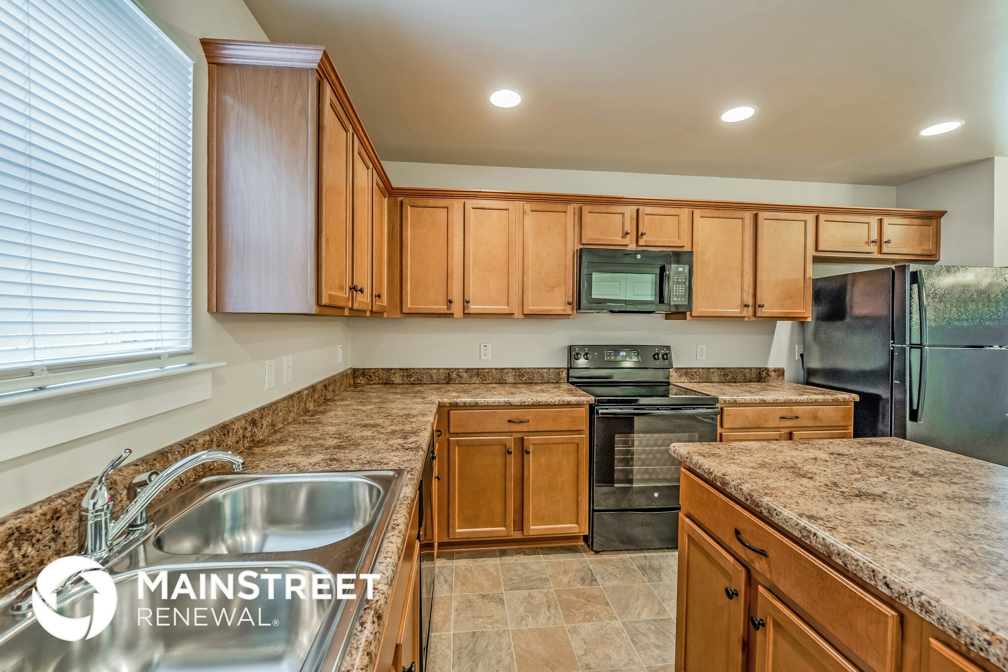 Building Photo - 70 Deer Creek Dr