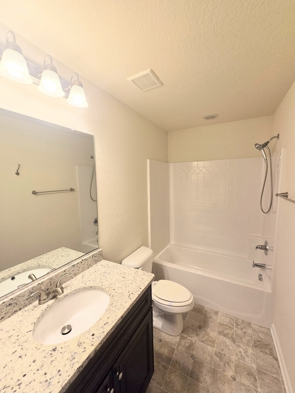 Building Photo - 4228 Cardinal Ln