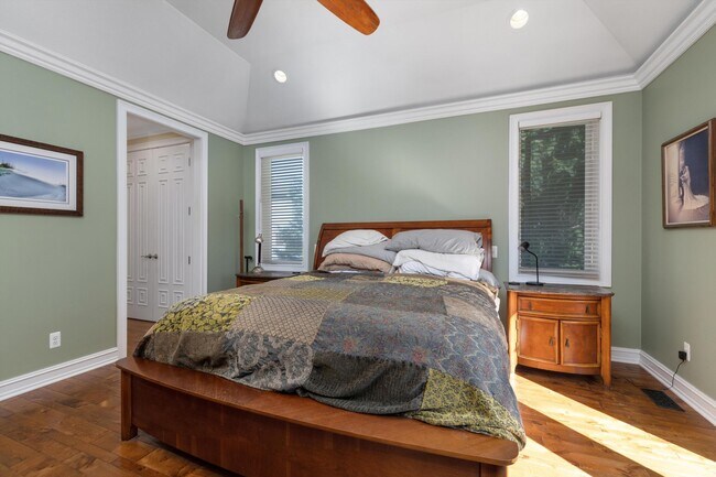 Building Photo - 7040 Royal Villa Ct