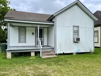 Building Photo - 1130 Elgie St