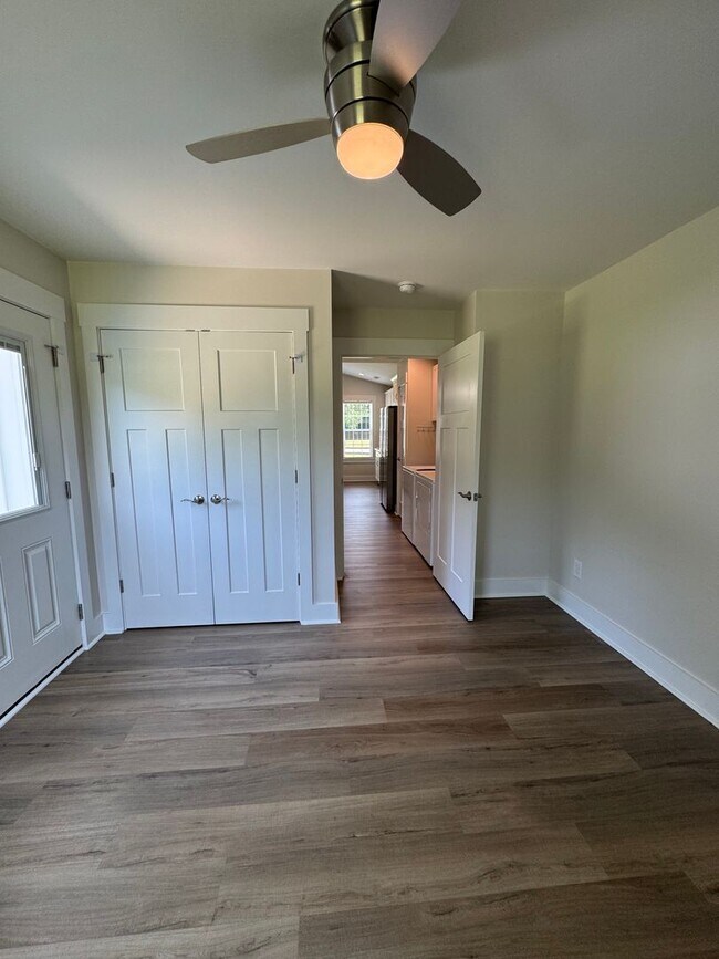 Building Photo - 503 Pecan Tree Ln