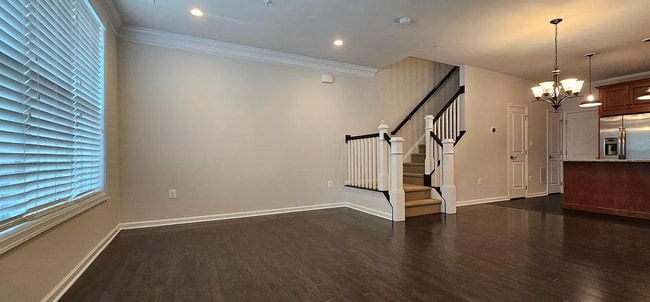 Building Photo - 43102 Thoroughfare Gap Terrace