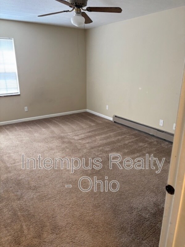 Building Photo - 3835 Indian Run Dr