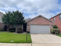 Building Photo - 5733 Pebble Ridge Dr