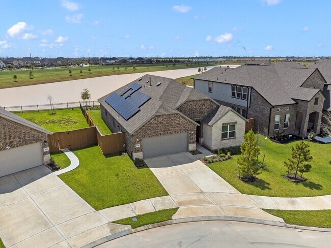 Building Photo - 1648 Daylight Lk Dr