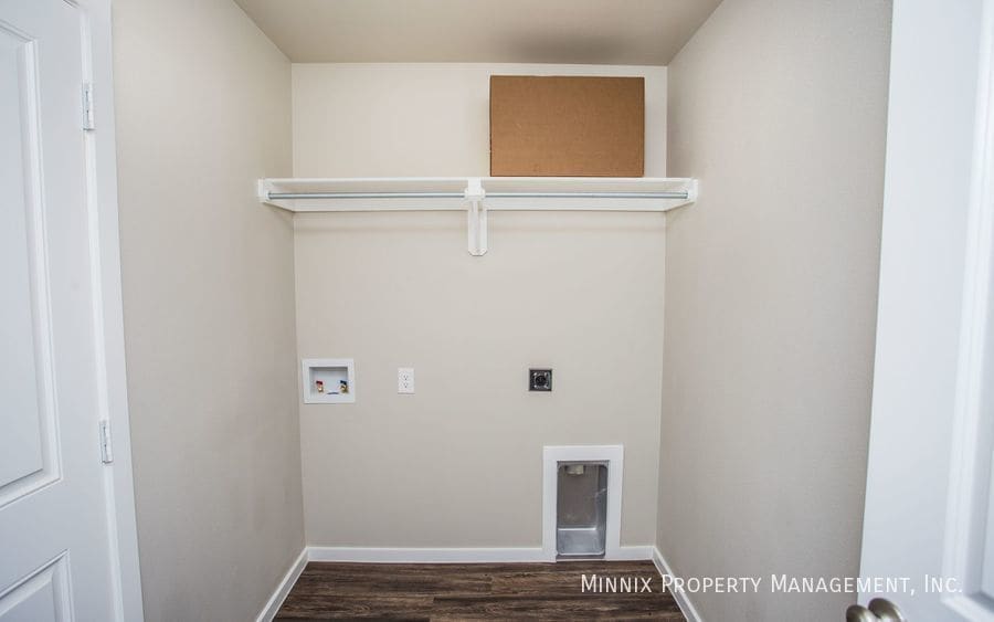 Building Photo - 2105 Kirksey Ave