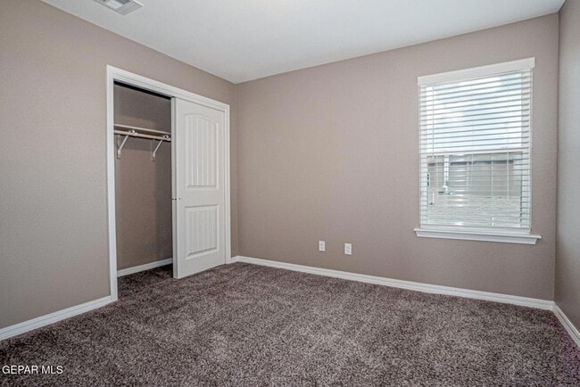 Building Photo - 2241 Tierra Delmonte Dr