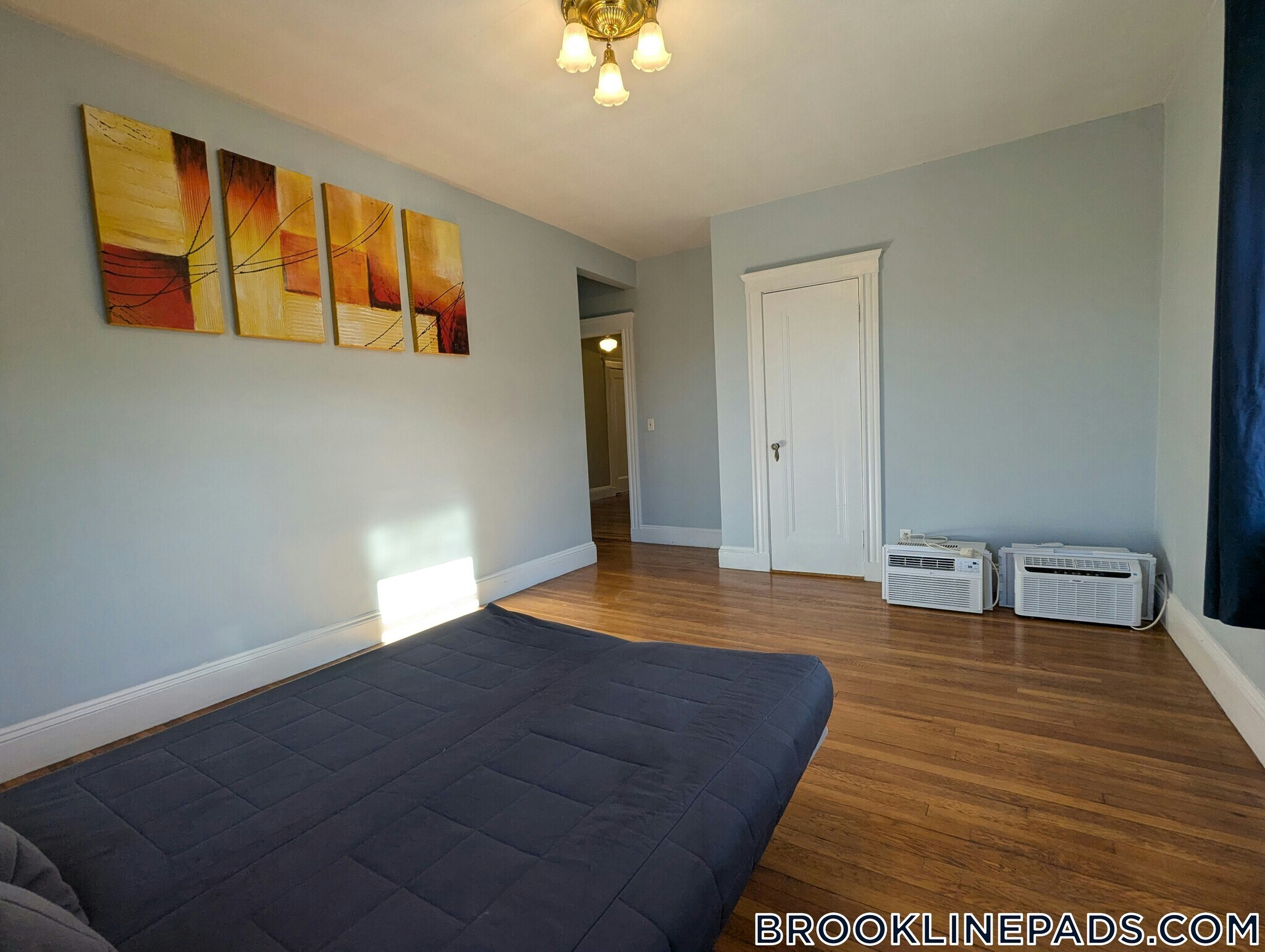 Building Photo - 52 Babcock St