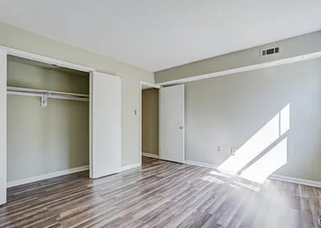 Building Photo - 7500 S Arbory Ln