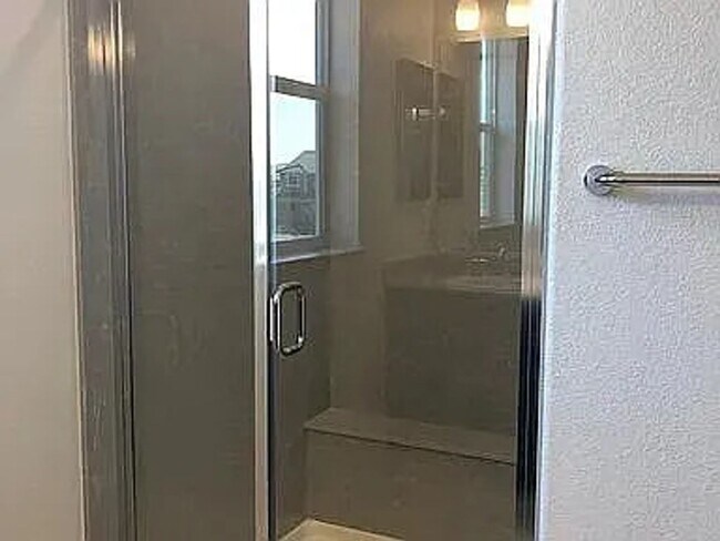 Building Photo - 4439 Flannelbush Dr