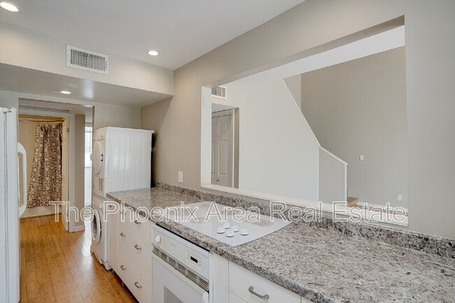 Building Photo - 1143 E Sandpiper Dr