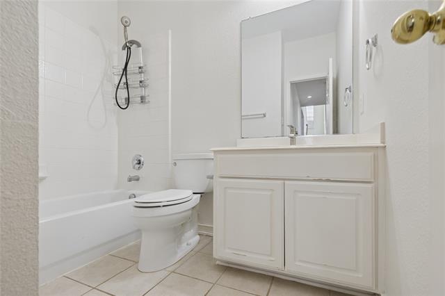 Building Photo - 1616 Broadmoor Dr