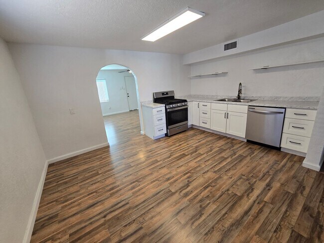 Building Photo - North Valley Home for Rent