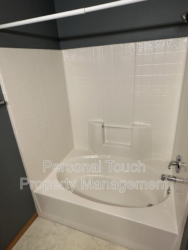Building Photo - 2571 Amber Valley Ct