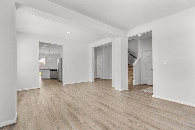 Building Photo - 313 Cherry Blossom Ln
