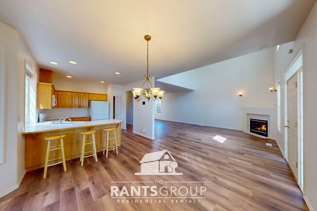 Building Photo - Spacious 3-Bedroom Home on a Corner Lot in Lacey!