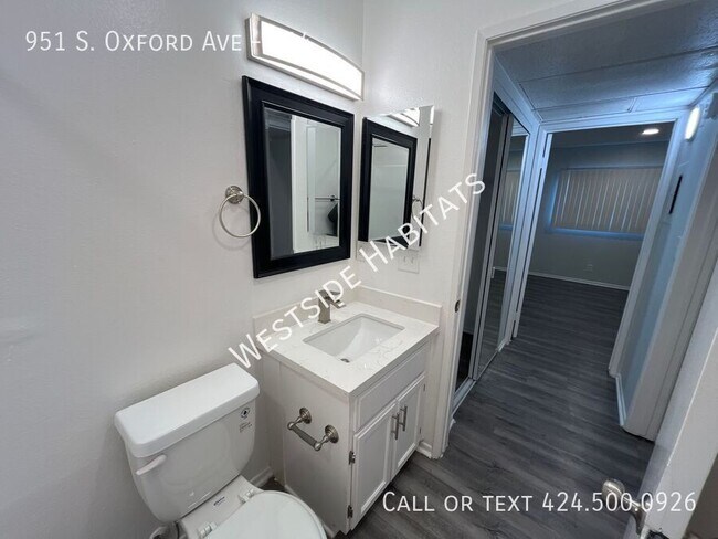 Building Photo - 951 Oxford Ave