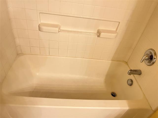 Building Photo - 8921 Sun Haven Way