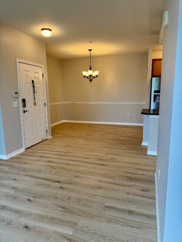 Building Photo - 804 Summer Hawk Dr