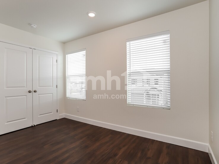 Building Photo - 6549 Enlightenment Dr