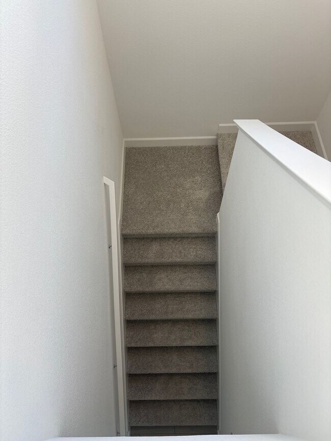 Building Photo - **Move In special $1k off first month's rent** Exciting Opportunity: Discover Your Brand New Drea...