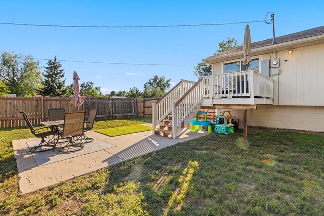 Building Photo - 3040 Garland Terrace