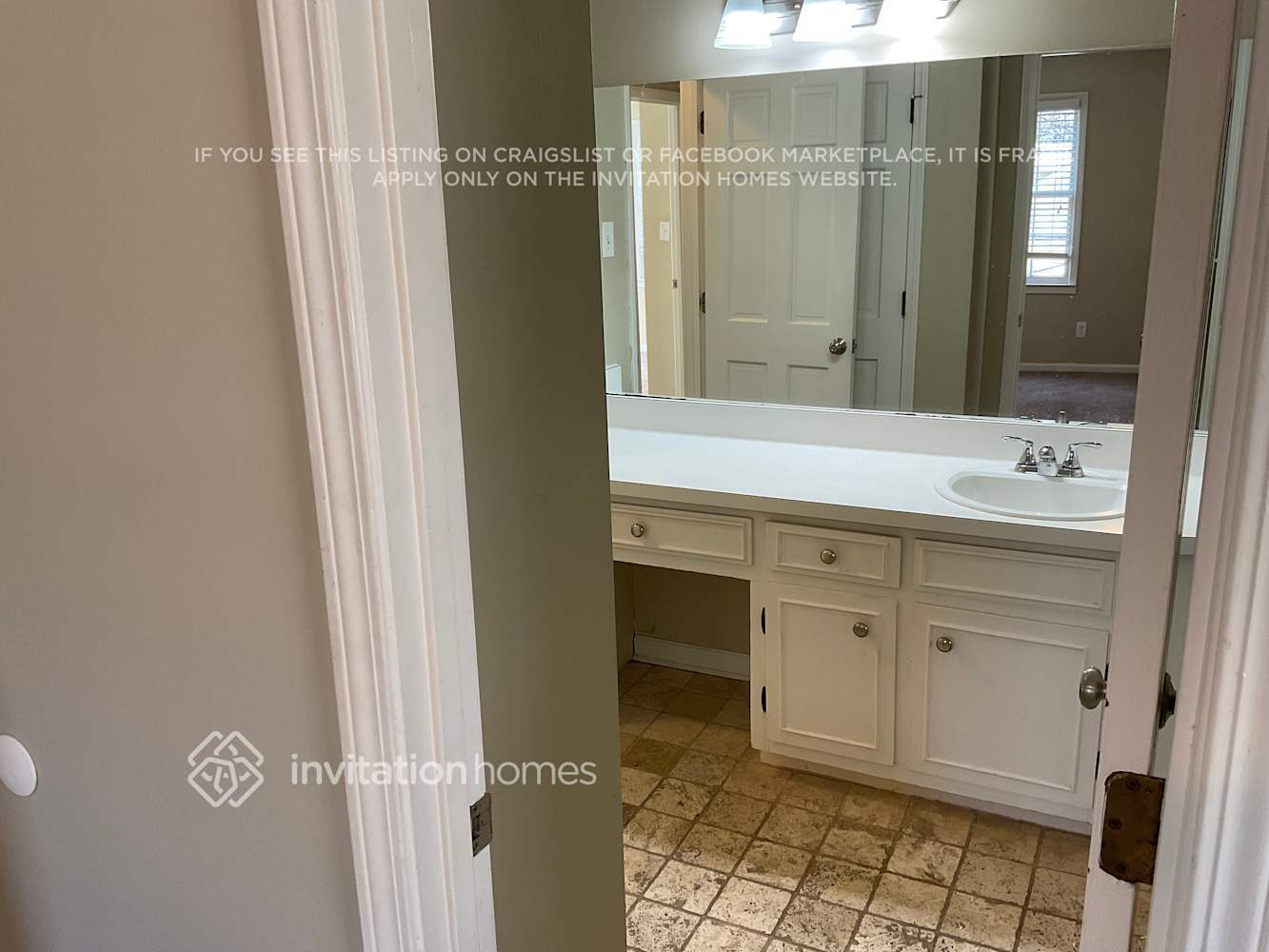 Building Photo - 3011 Stoneridge Ct