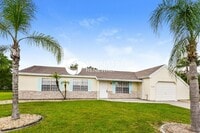 Building Photo - 3 Bedroom Pet-Friendly Home in North Port, FL with Main Street Renewal