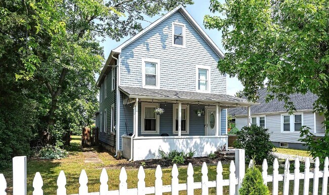 Primary Photo - 109 S Main St