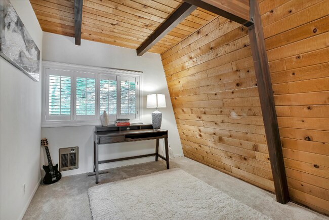 Building Photo - 25600 Soquel San Jose Rd