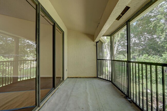 Building Photo - 148 NW 98th Terrace