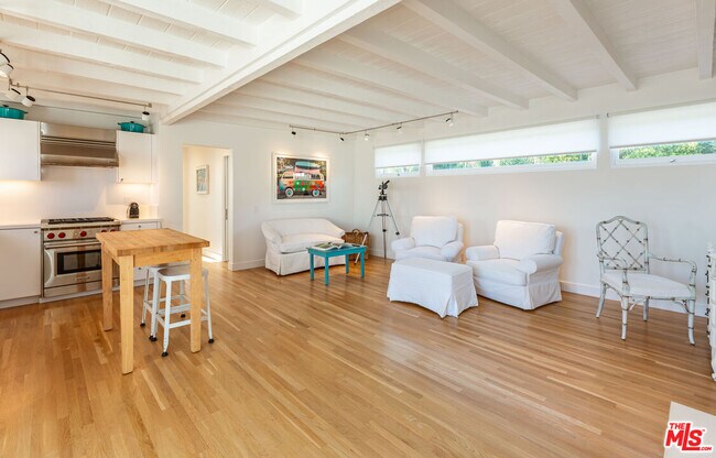 Building Photo - 25212 Malibu Rd