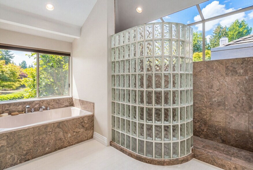 Building Photo - 4257 Golden Oak Ct