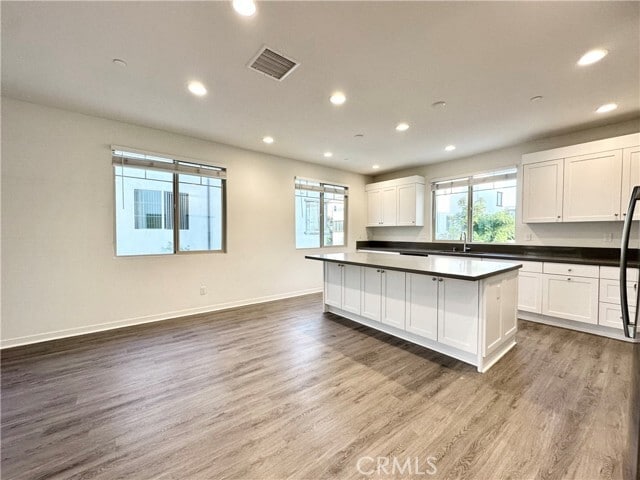 Building Photo - 147 Episode