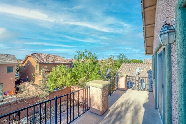 Building Photo - 7425 Glorious Sun Dr