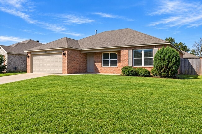 Building Photo - 5137 Woodstream Dr