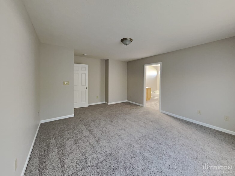 Building Photo - 4317 Big Leaf Ln