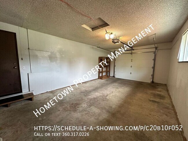 Building Photo - 214 65th Way SW