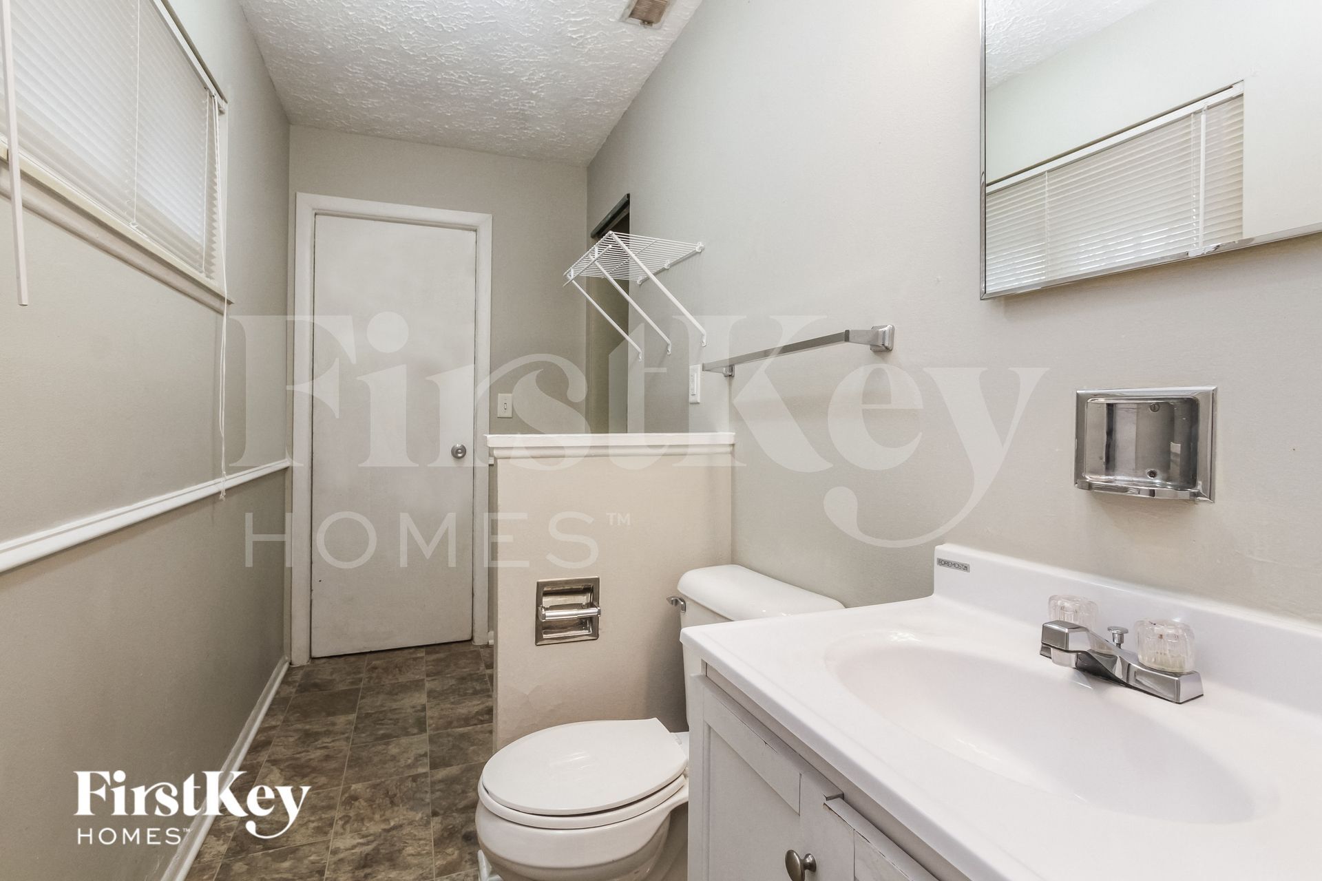 Building Photo - 416 Ada Ln