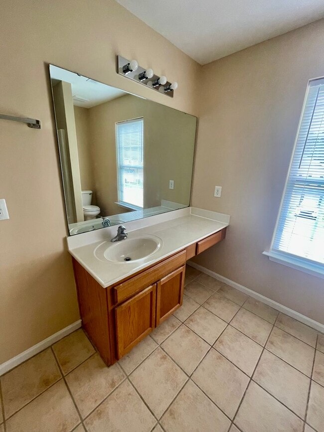 Building Photo - Welcome to this beautiful 4-bedroom, 2.5-b...