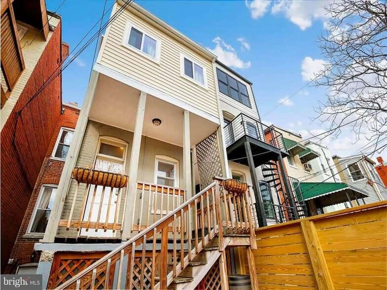 Building Photo - 49 Quincy Pl NE