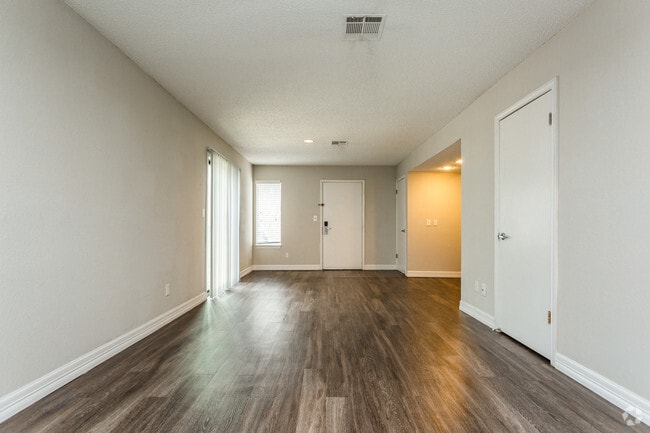 STUDIO 1BA - 512SF Living Area - The Edge Apartments