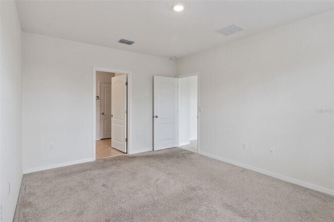 Building Photo - 4373 Deleon St