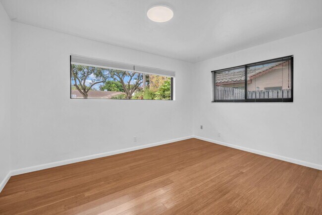 Building Photo - 3020 N 34th St